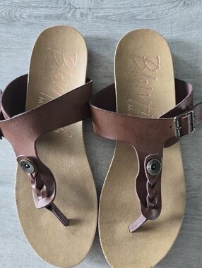 Blowfish Brown Thong Sandals with Braided Toe Strap